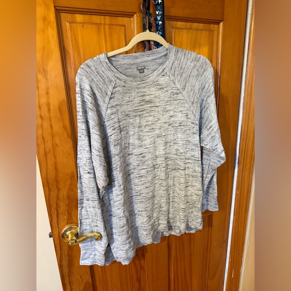 Women’s Aerie Grey Long Sleeve Shirt Size Small